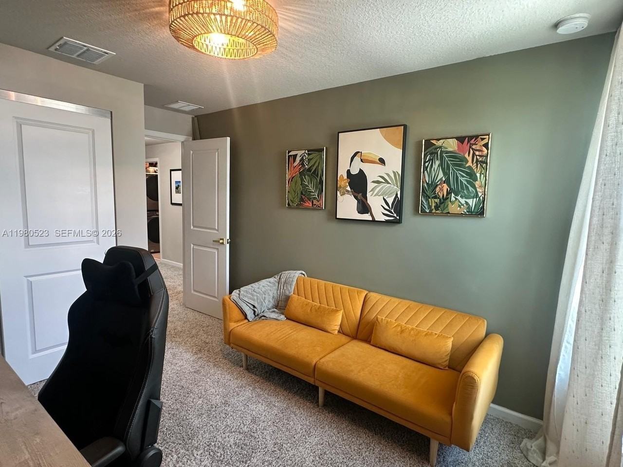 5689 Mentmore Dr - Photo 2 of 19