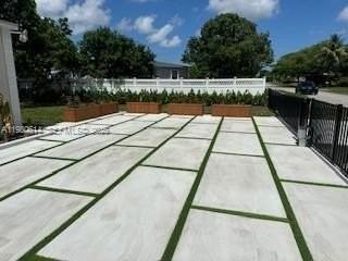 1001 Nw 148th St #1001 - Photo 6 of 22