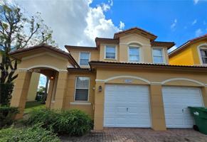 featured image of 8402 Nw 114th Path #8402