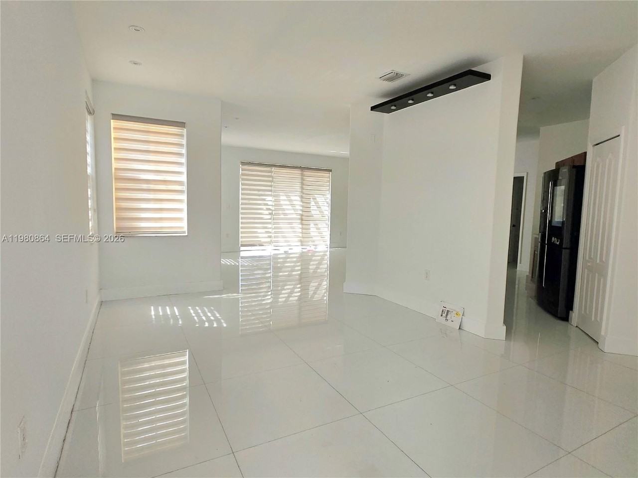 8402 Nw 114th Path #8402 - Photo 4 of 25