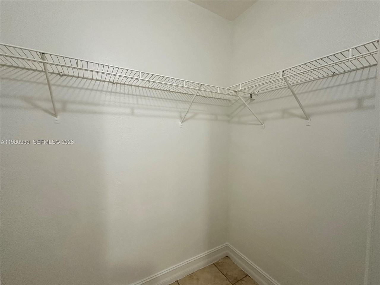 1400 Ne 56th St #113 - Photo 7 of 24