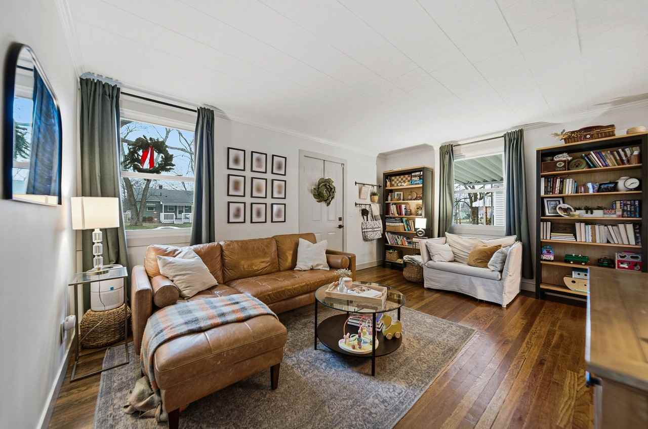 3429 Karl Rd - Photo 4 of 15