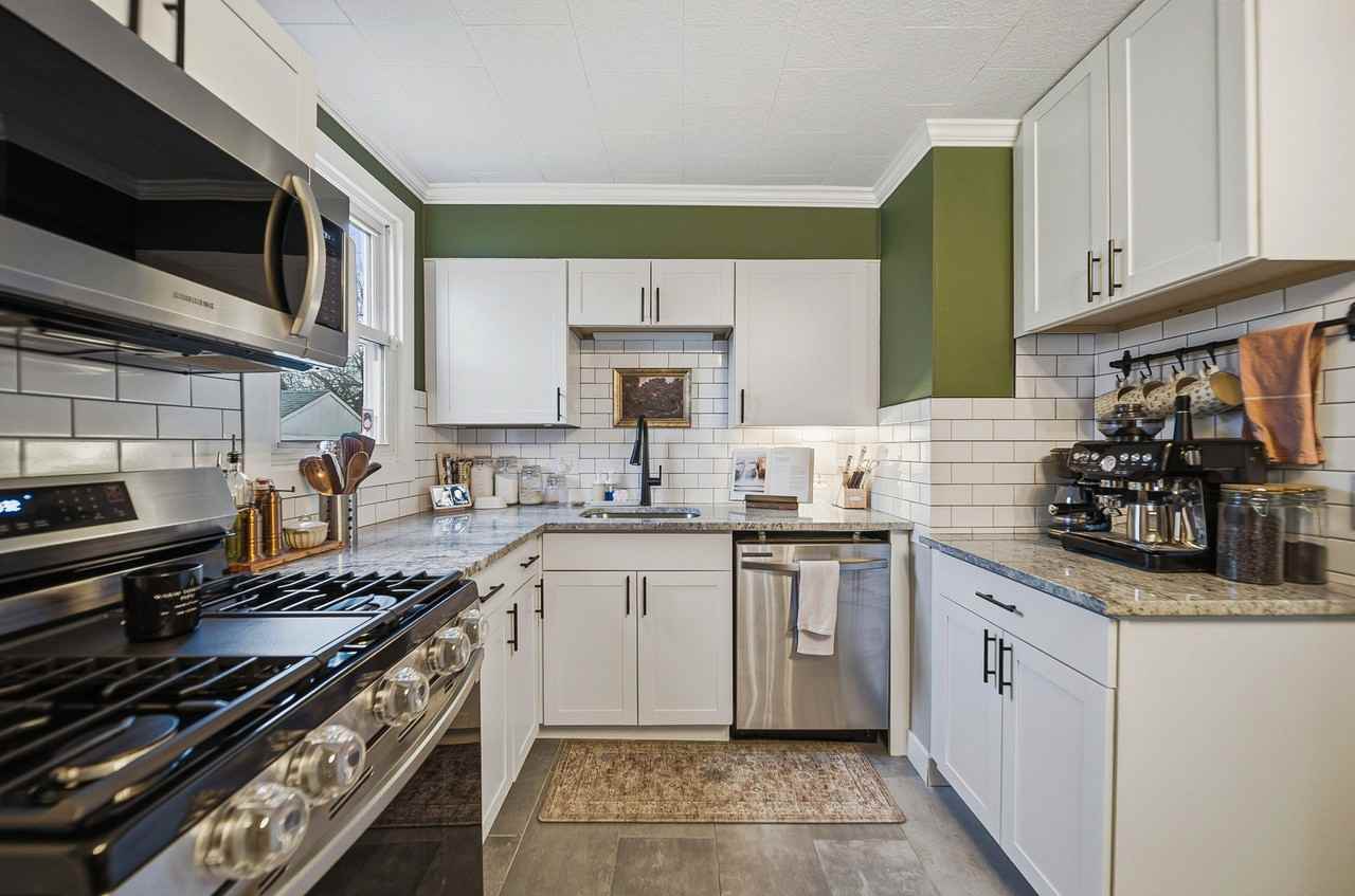 3429 Karl Rd - Photo 6 of 15