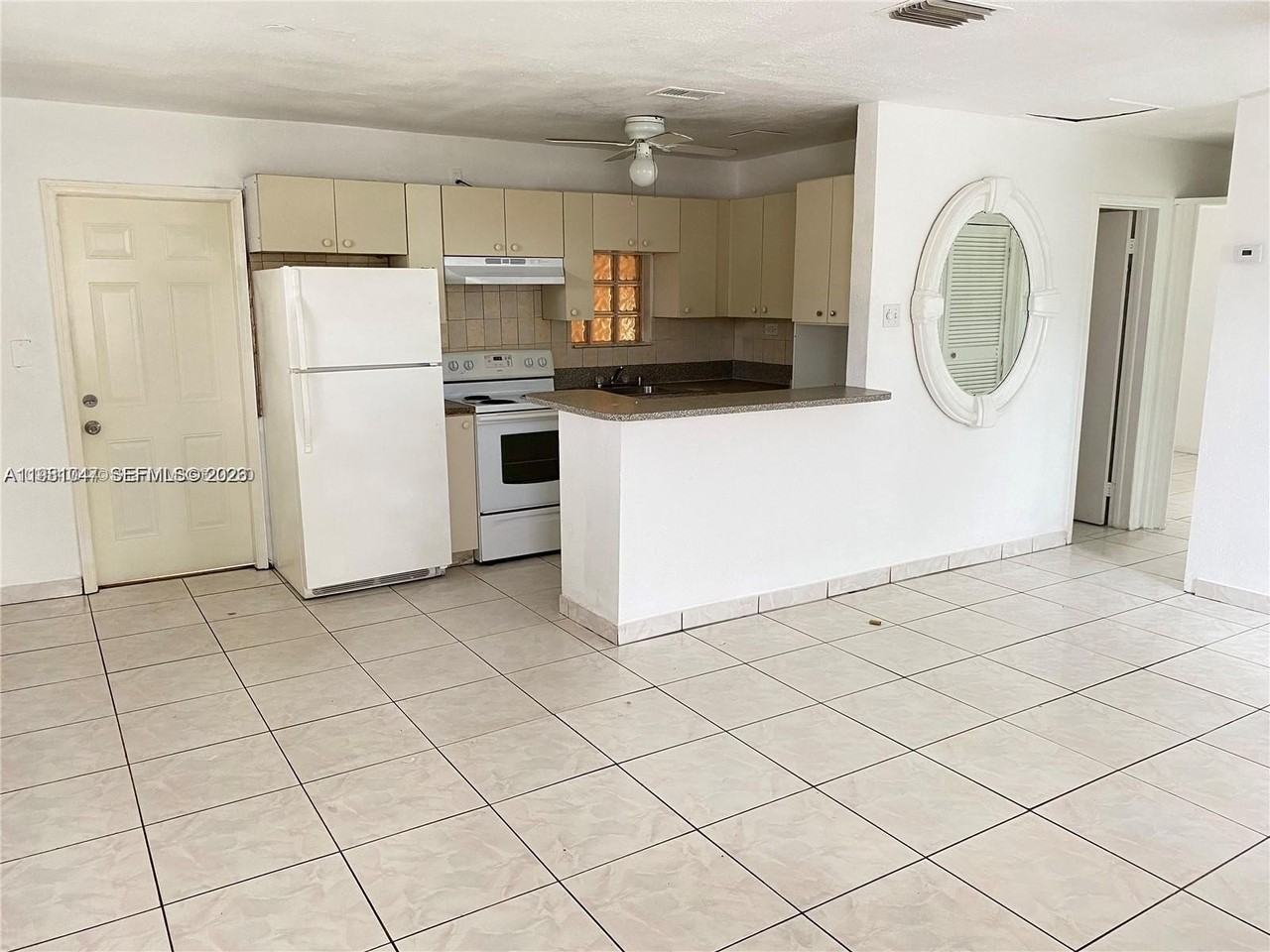 3621 Sw 46th Ave #0 - Photo 5 of 10