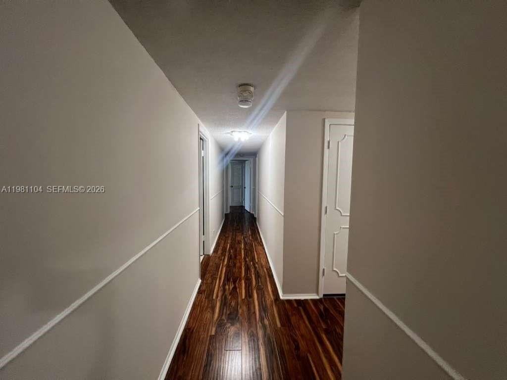 800 Ne 195th St #501 - Photo 7 of 9