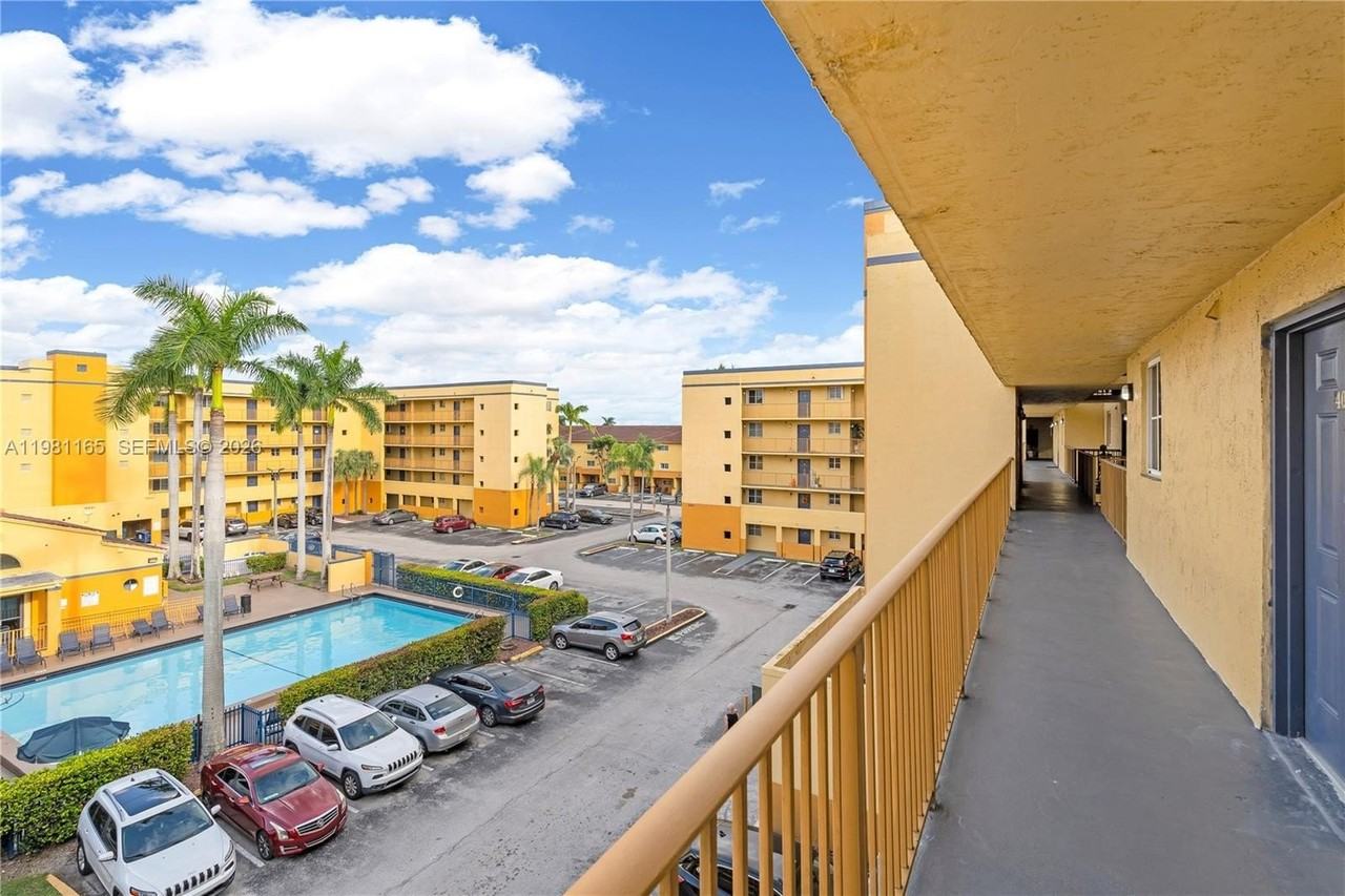 14961 Sw 82nd Ln #21-402 - Photo 3 of 23