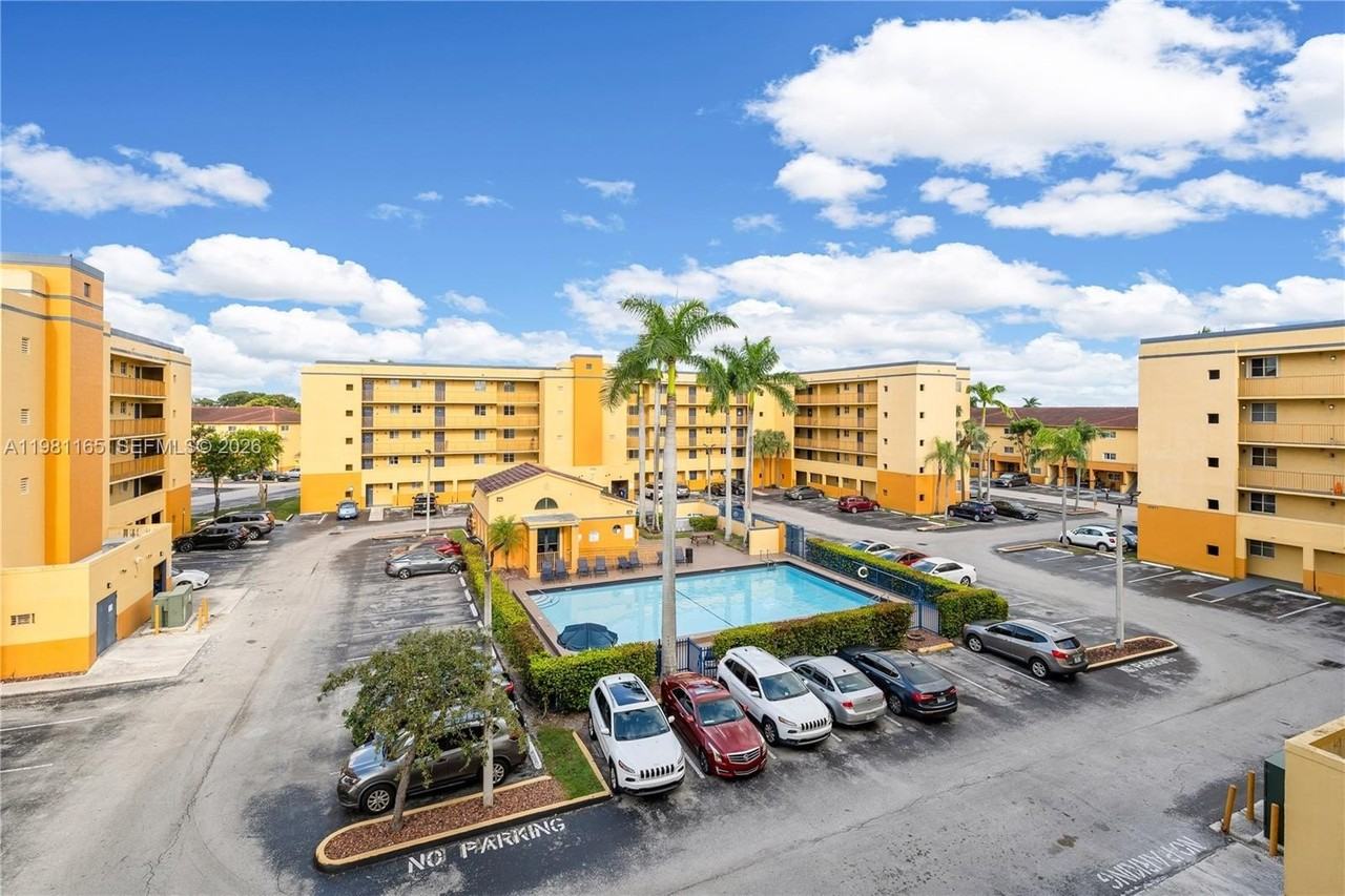 14961 Sw 82nd Ln #21-402 - Photo 4 of 23