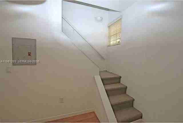 1525 Pennsylvania Ave #10 - Photo 6 of 14