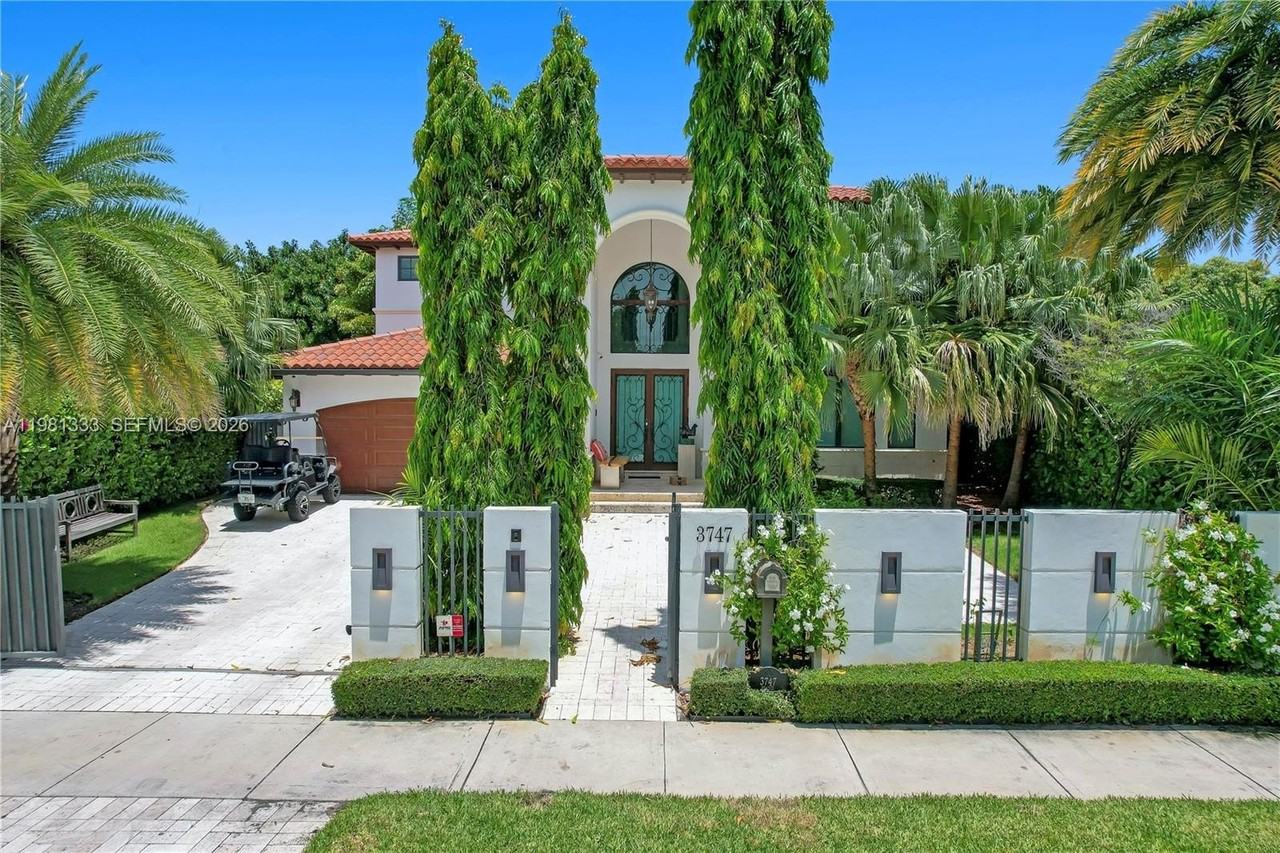 3747 Prairie Ave #0 - Photo 2 of 50