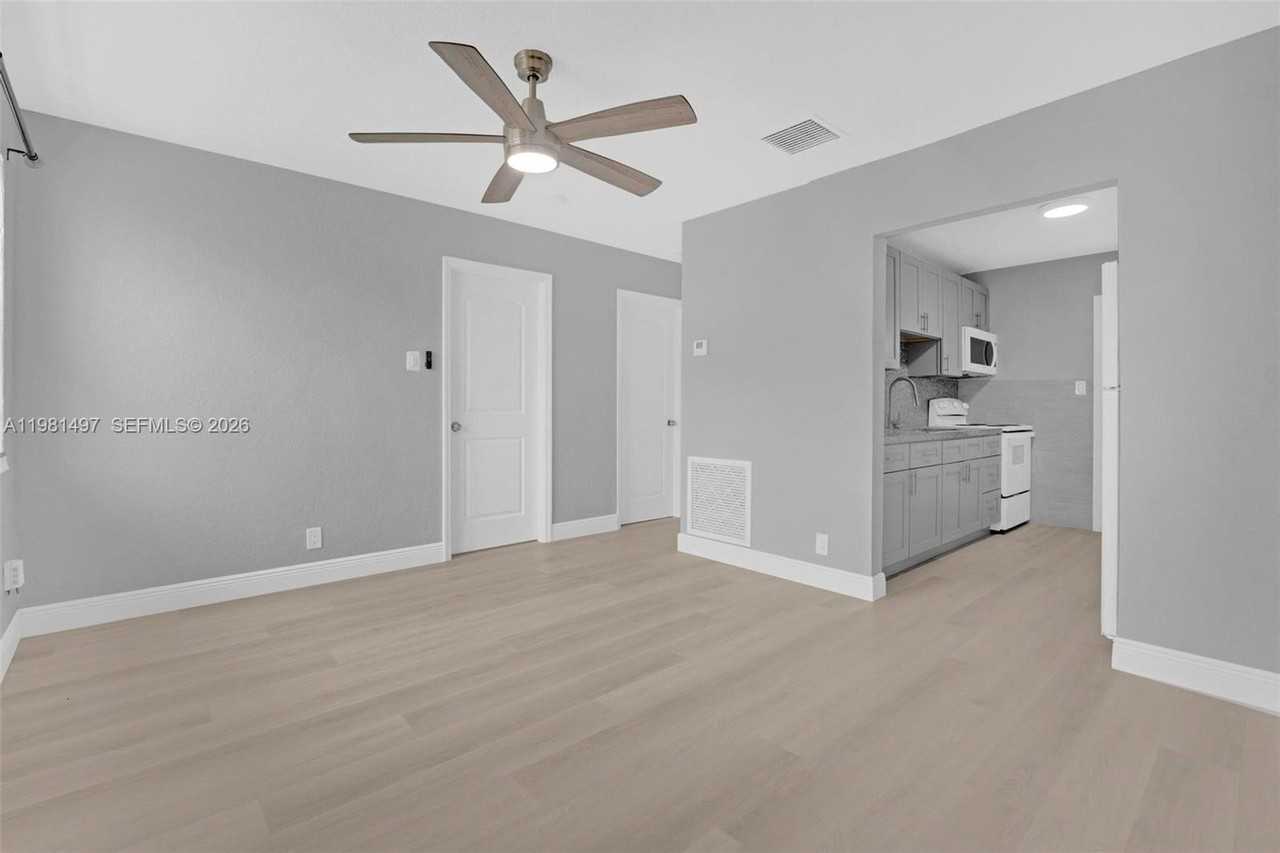 369 Phippen Waiters Rd #1-2 - Photo 4 of 18