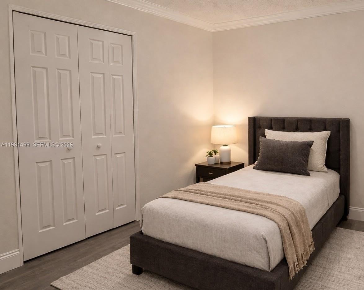 126 Sw 17th Rd #407 - Photo 5 of 8