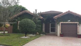 15826 Sw 138th Ter - Photo 1 of 1