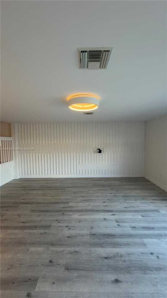 9389 Boca River Cir - Photo 7 of 24