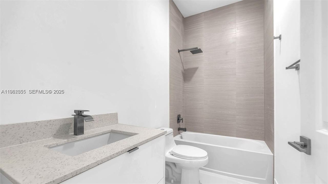 15455 Sw 232nd St #A - Photo 3 of 5