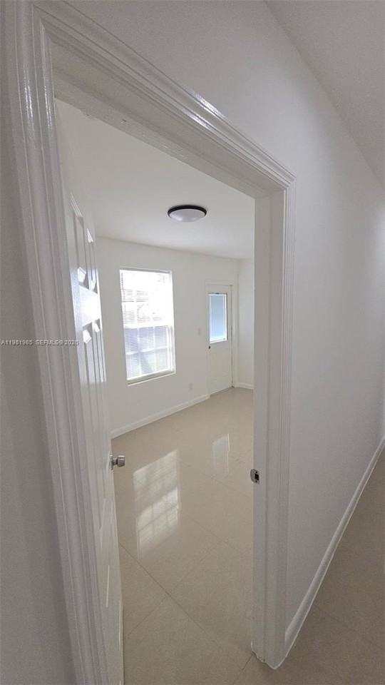 6761 Sw 13th Ter #1 - Photo 5 of 8