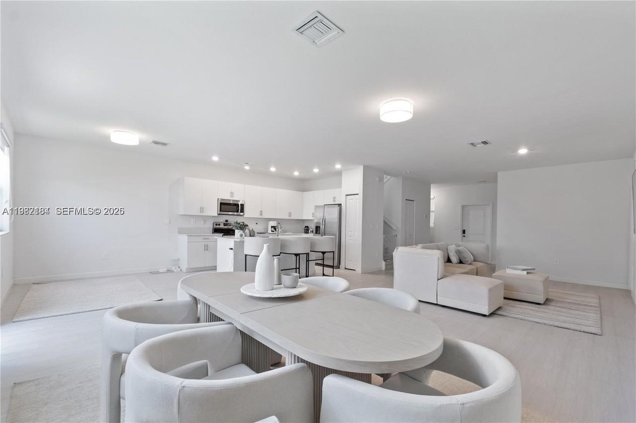 11932 Sw 241st Ter #11932 - Photo 7 of 50