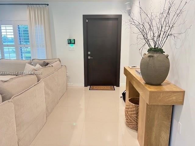 7901 Nw 171st St - Photo 6 of 38