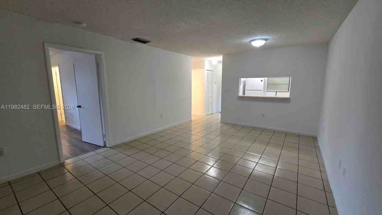 13950 Ne 4th Ave #AA - Photo 3 of 8