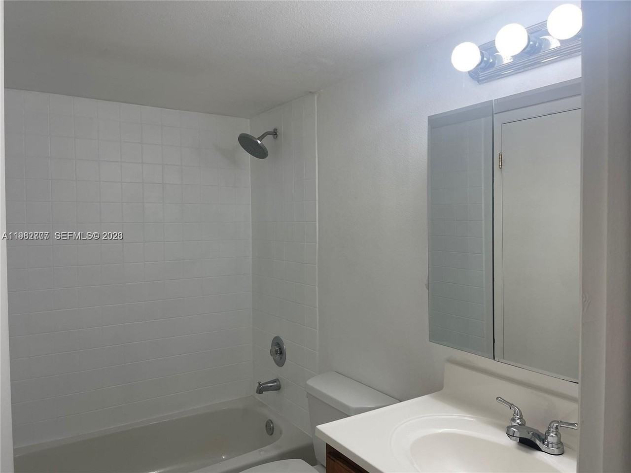 8240 Sw 210th St #215 - Photo 6 of 14