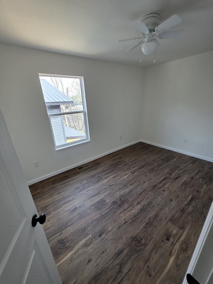 1903 N Jackson St #A - Photo 7 of 13