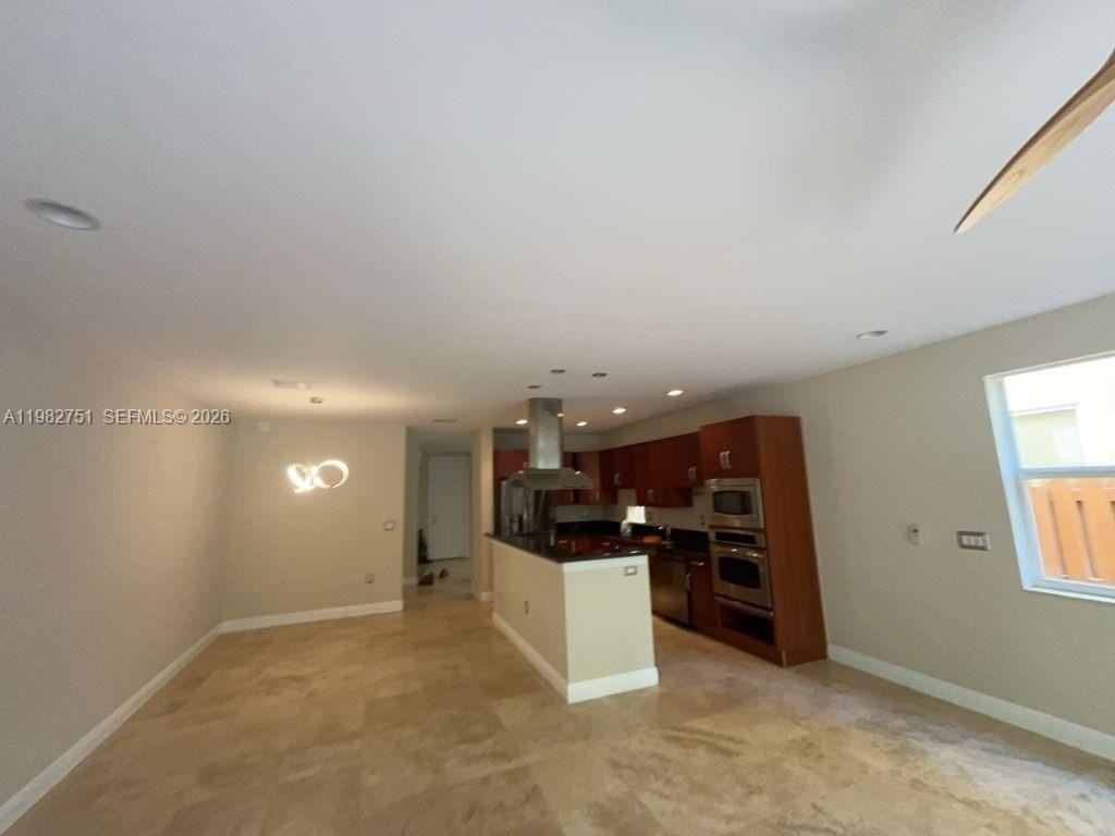 409 Sw 5th St - Photo 6 of 10