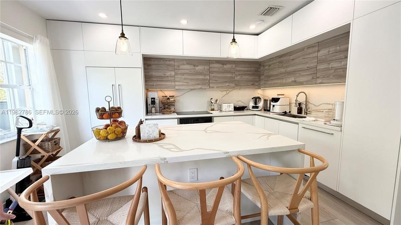 5785 Sw 54th Ter #5785 - Photo 7 of 24