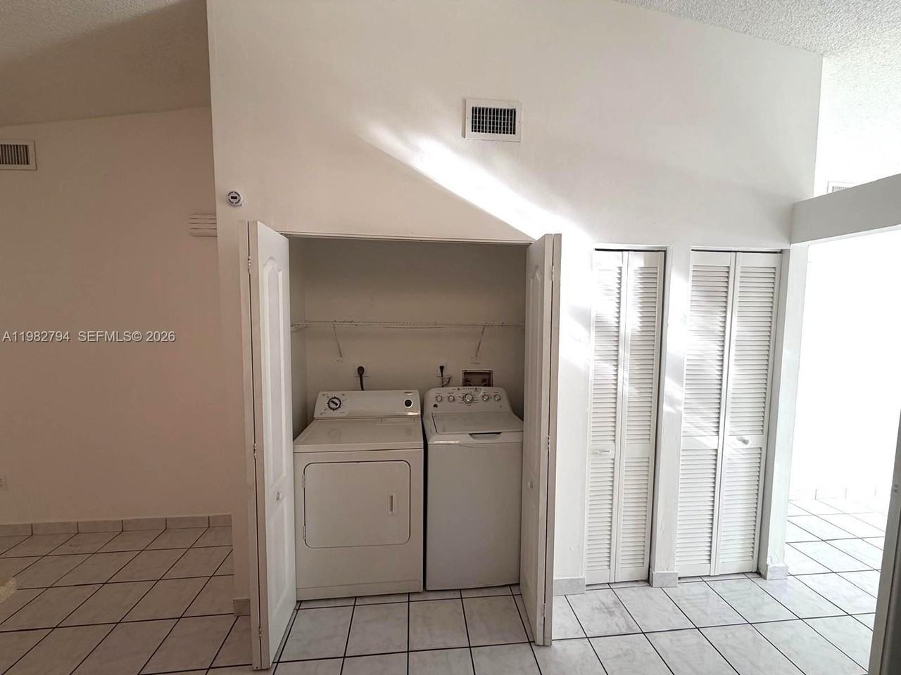 5740 W 21st Ct - Photo 6 of 15