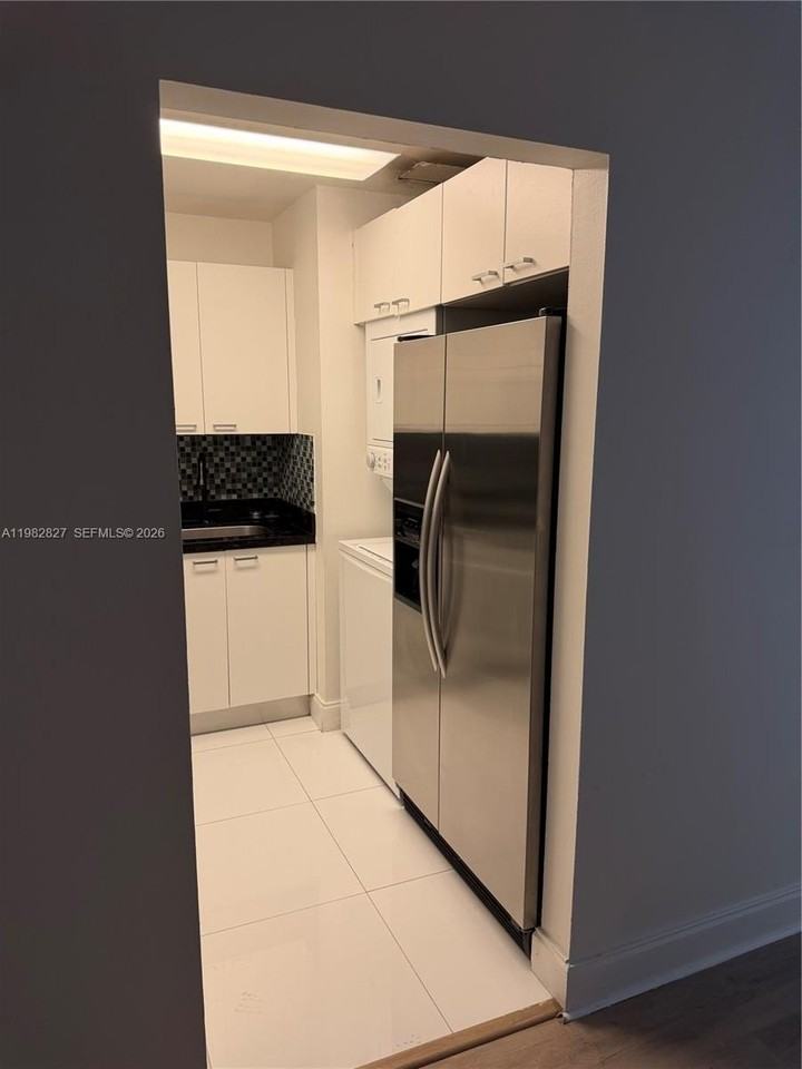 7925 Sw 86th St #923 - Photo 2 of 9