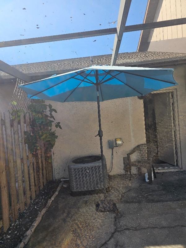 6391 Gateway Ave - Photo 2 of 24