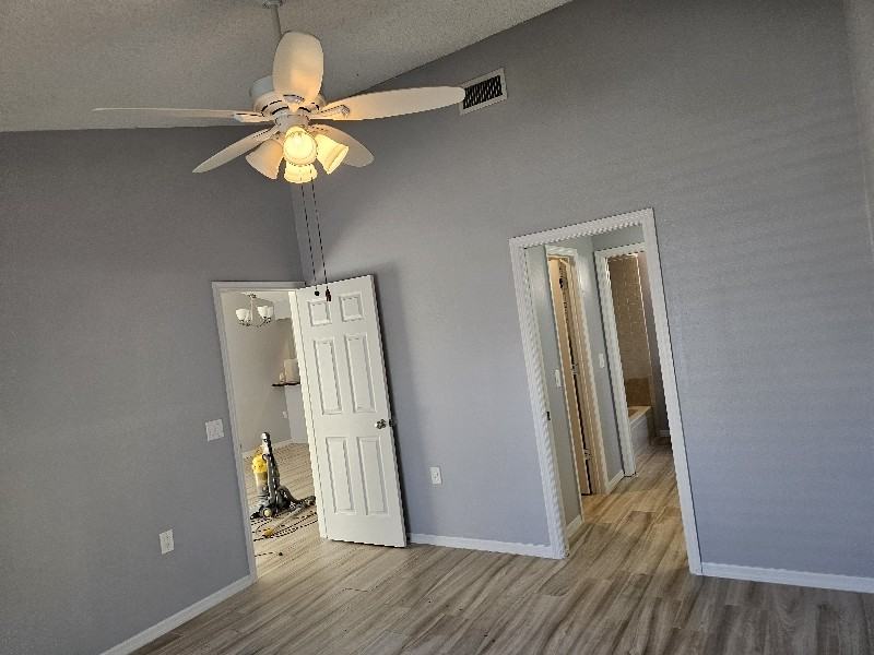 6391 Gateway Ave - Photo 4 of 24