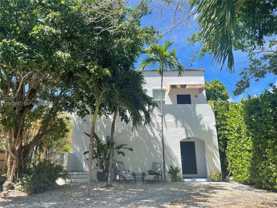 3421 Sw 25th St #01 - Photo 1 of 1