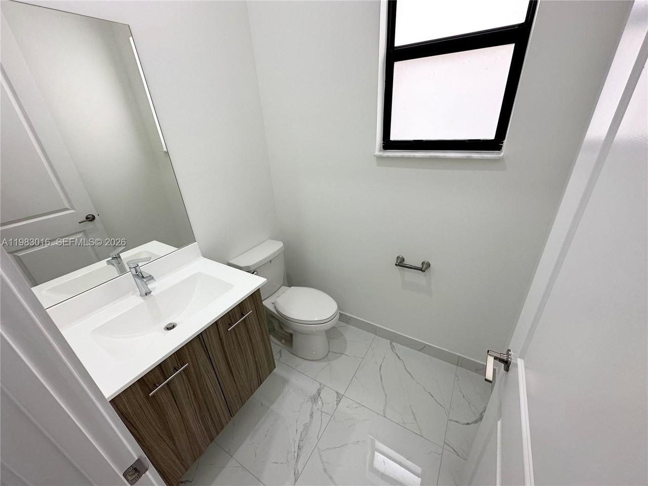 17410 Sw 46th St - Photo 5 of 26