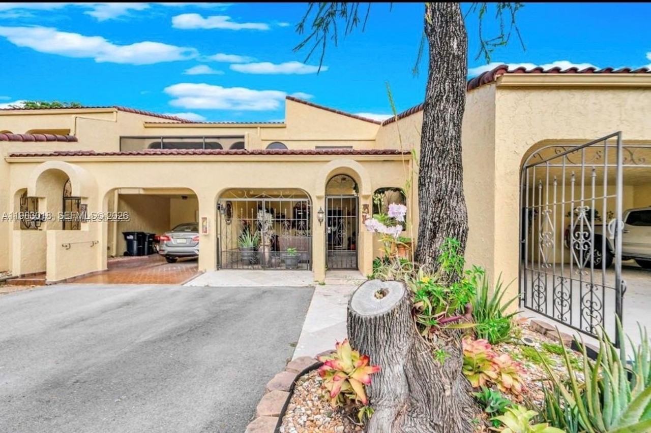 3994 Estepona Ave #4D7 - Photo 2 of 30