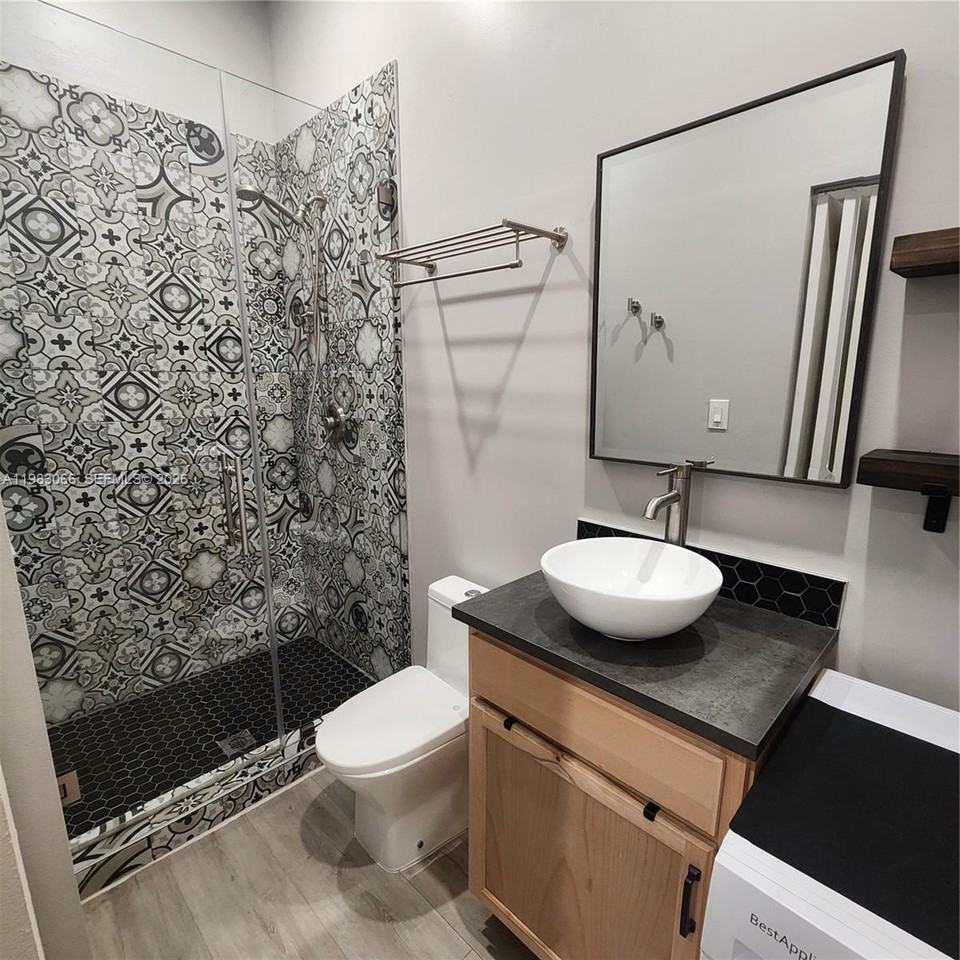 14639 Sw 158th Path #A - Photo 2 of 8