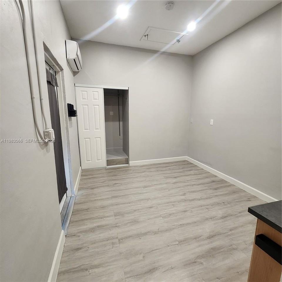 14639 Sw 158th Path #A - Photo 4 of 8