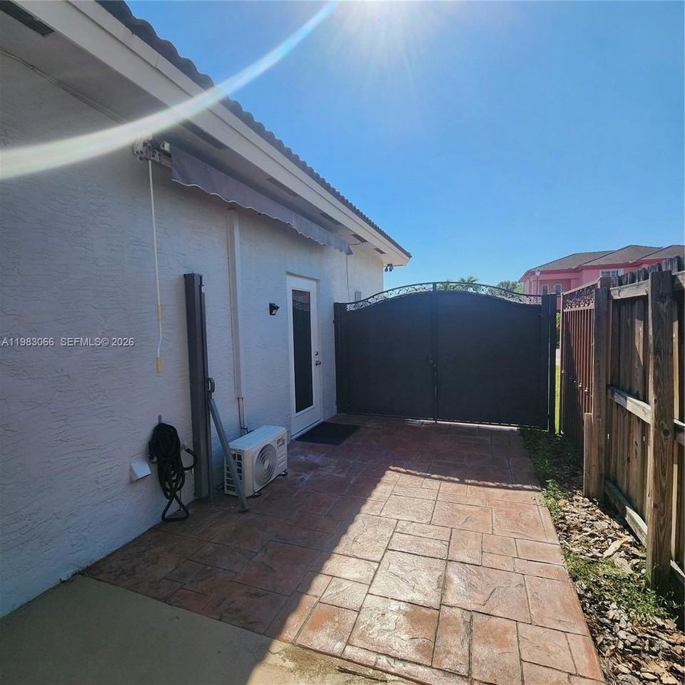 14639 Sw 158th Path #A - Photo 7 of 8