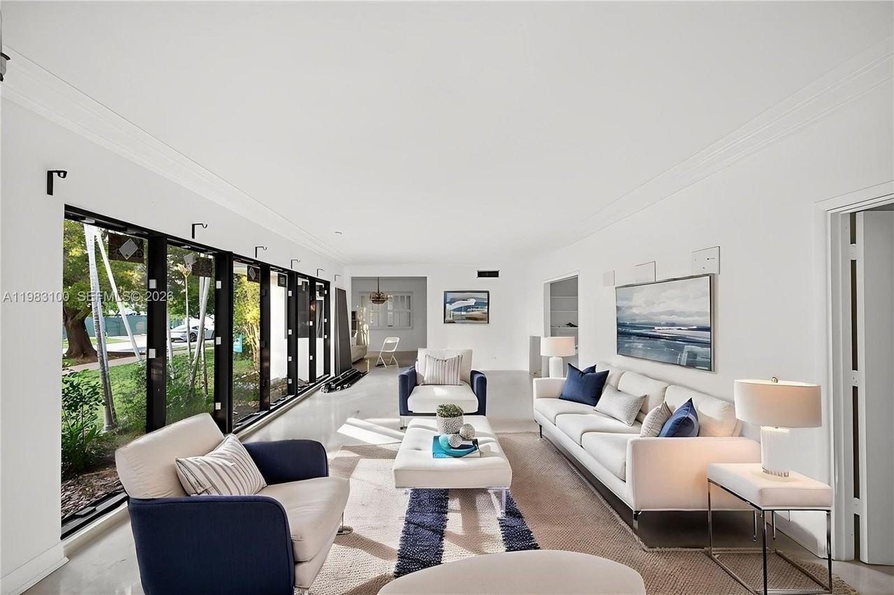 1100 N Shore Dr #0 - Photo 3 of 30