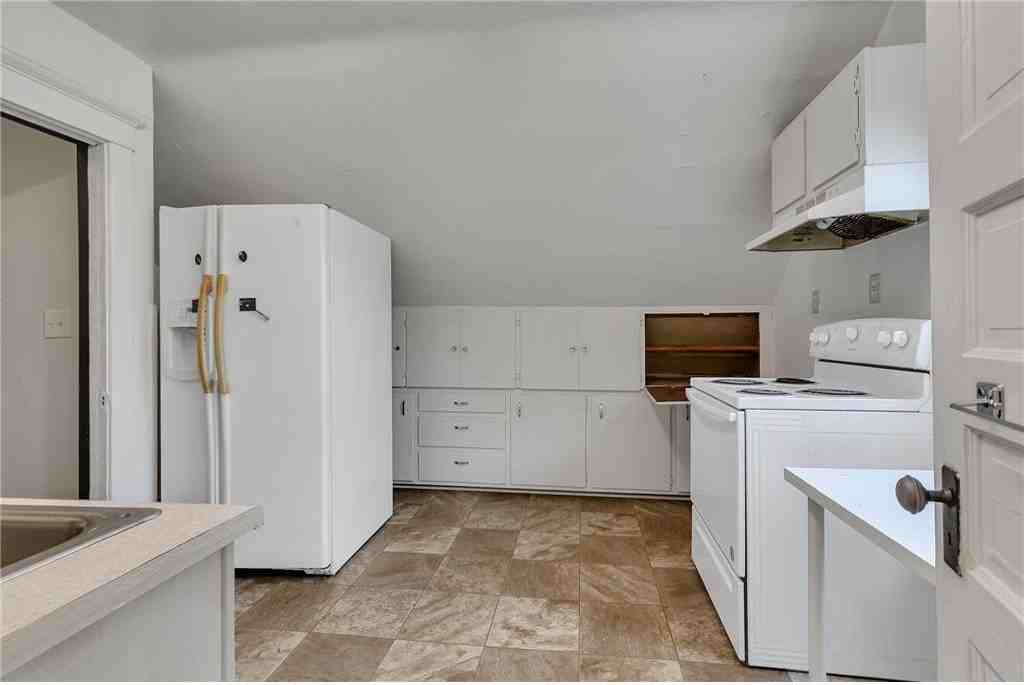 801 15th Ave S #2 - Photo 4 of 7