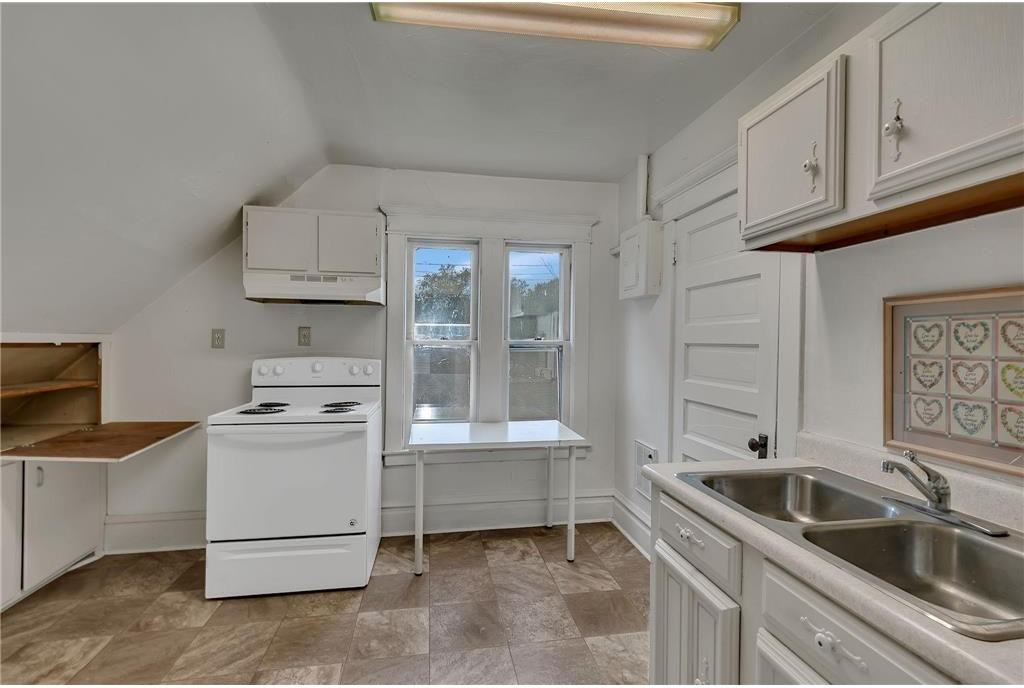 801 15th Ave S #2 - Photo 5 of 7