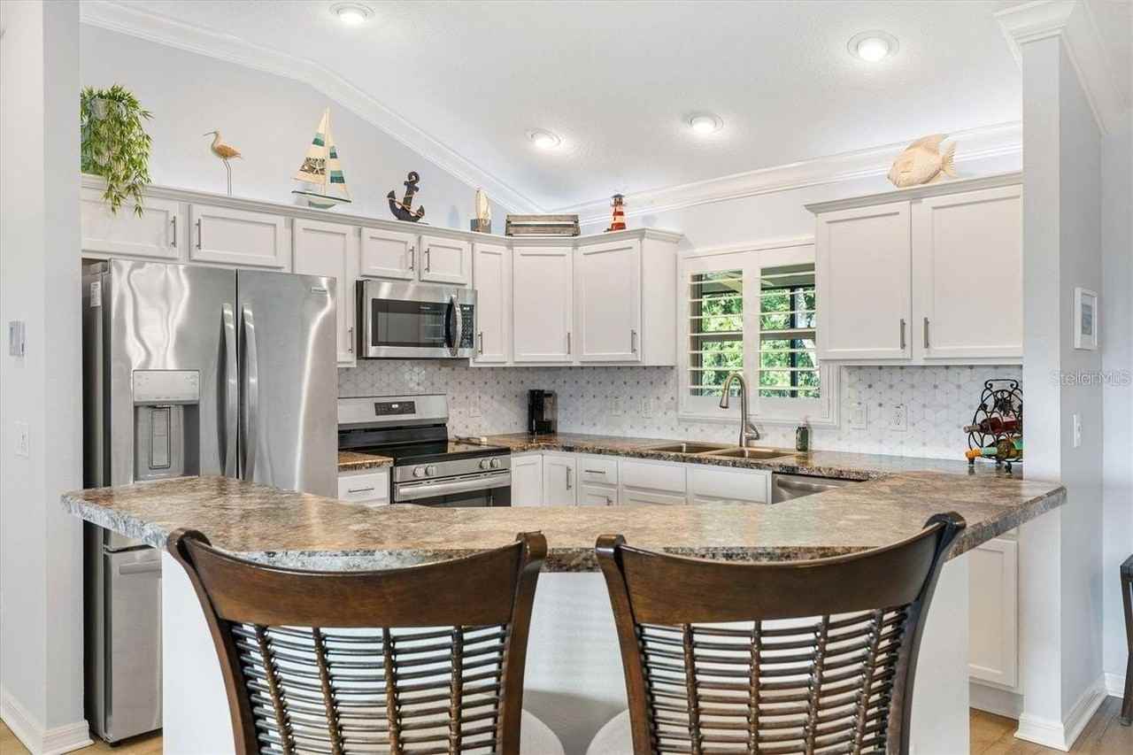 3394 Ridgewood Path - Photo 6 of 30