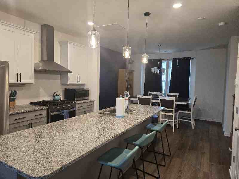 868 Parc Townes Dr - Photo 6 of 8