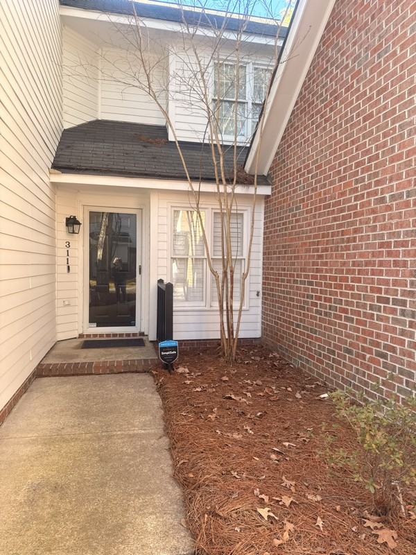 311 Nantucket Ct - Photo 2 of 21