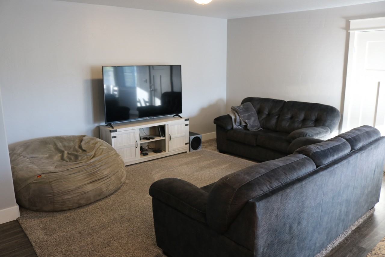 287 Wn - Photo 3 of 12