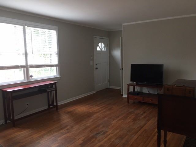 3412 Keswick Dr - Photo 3 of 20