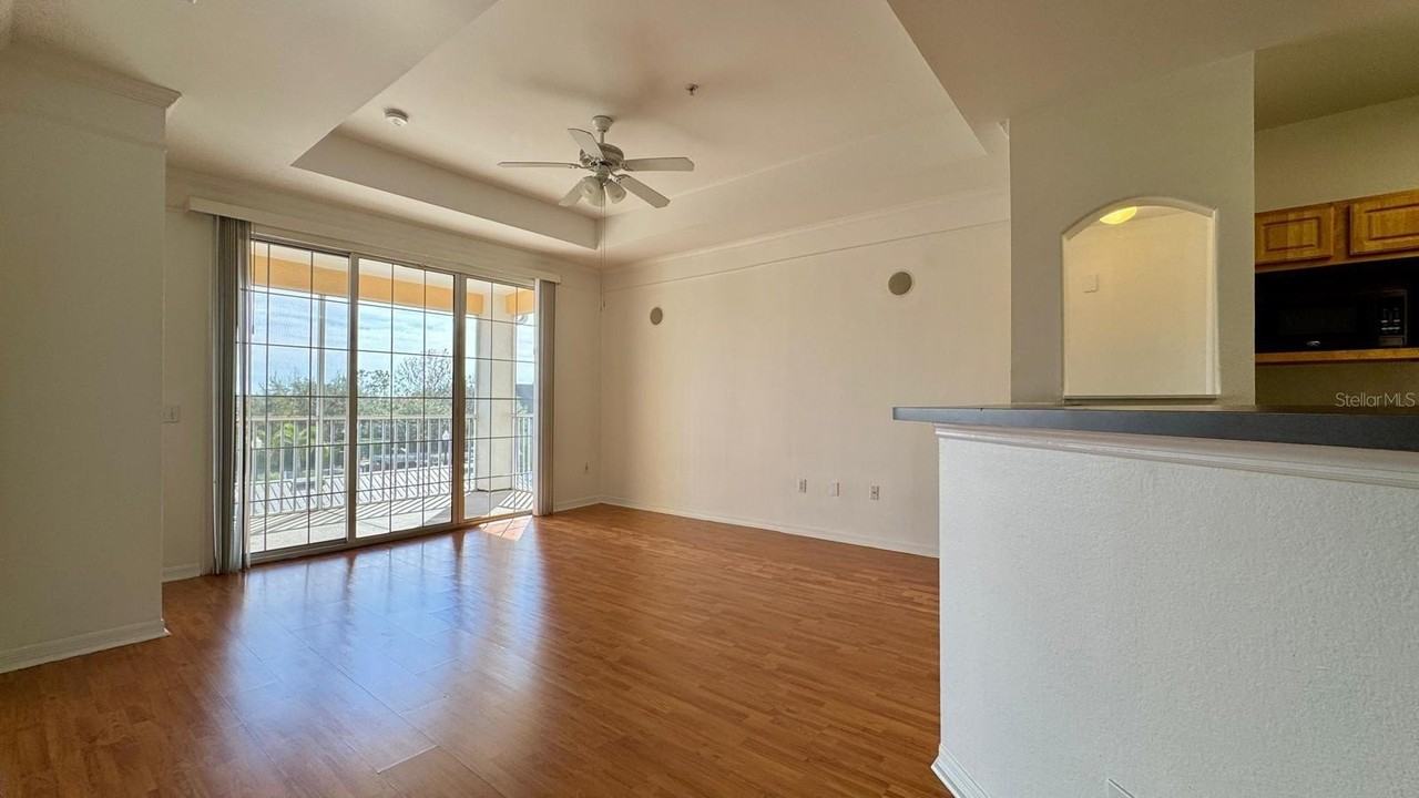 6413 Astor Village Ave #309 - Photo 4 of 27