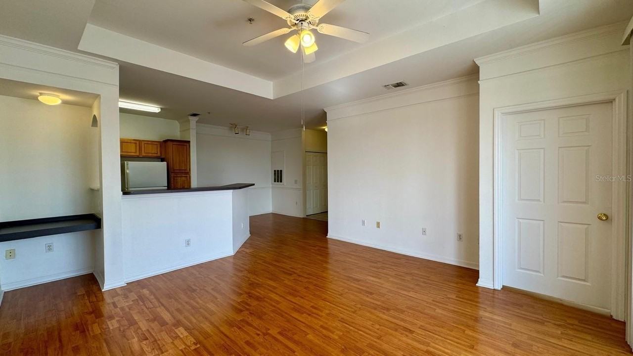 6413 Astor Village Ave #309 - Photo 5 of 27