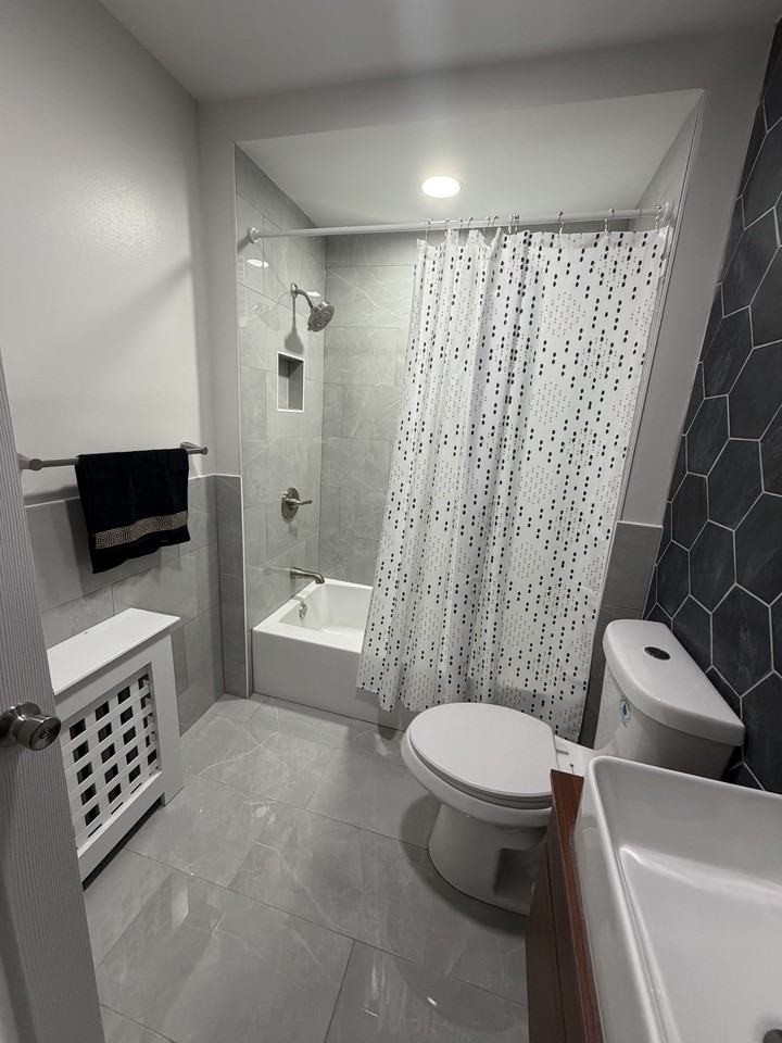 211 Wilson Ave #1 - Photo 3 of 9