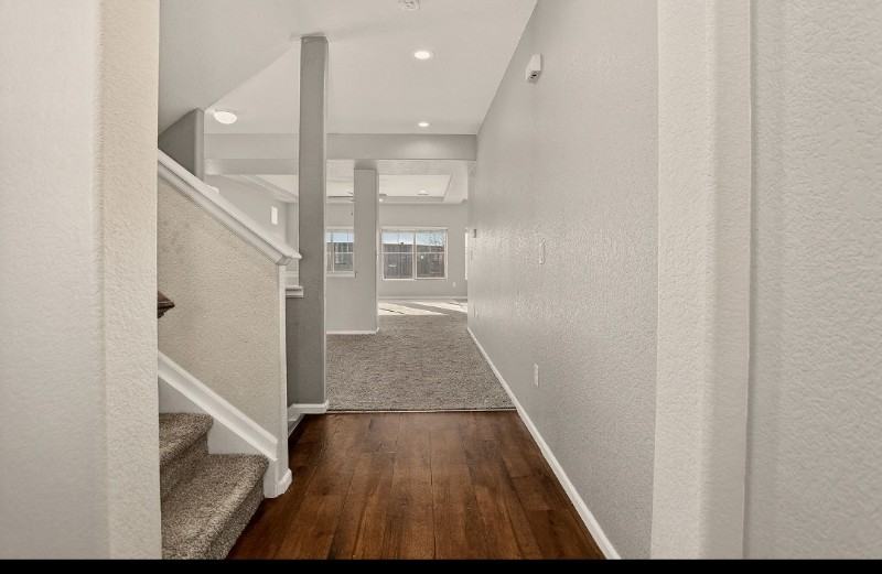 17778 E 44th Ave - Photo 2 of 20