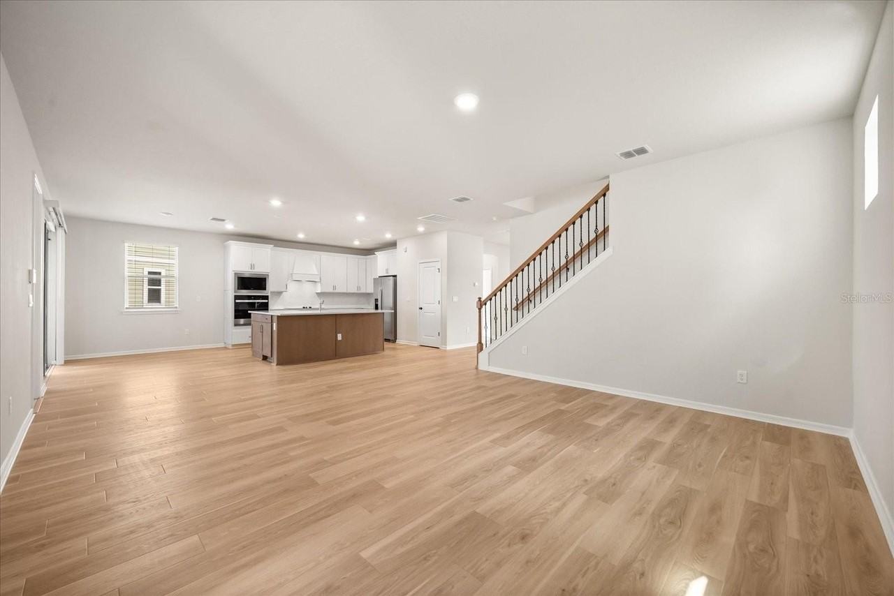 3032 Prospect Trl - Photo 5 of 34