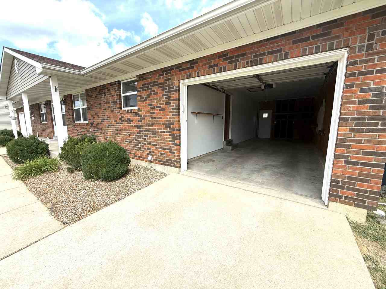 608 Linda Ln Apt A - Photo 2 of 20